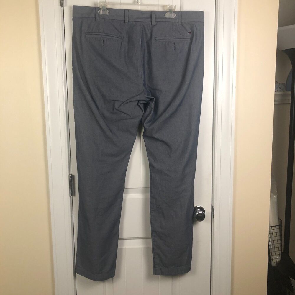 Tommy Hilfiger Mens Chino Pants Gray 40x33 Fit Preppy Minimalist Business Casual - Picture 2 of 11